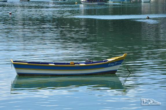 As águas calmas ad enseada de Gancho do Meio, em Governador Celso Ramos, litoral de Santa Catarina